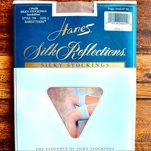 2 Pairs– Hanes “Silk Reflections” stockings nylons garter belt nude barely there